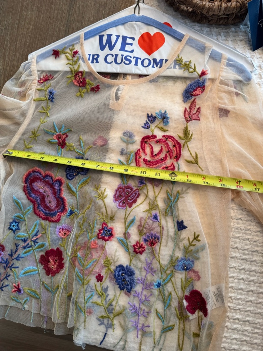 BY ANTHROPOLOGIE LONG-SLEEVE APPLIQUÉ MESH TOP - Picture 14 of 16
